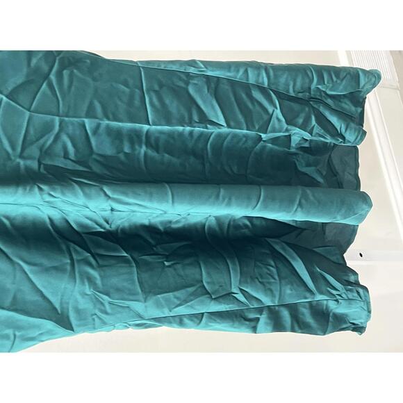 Show Me Your Mumu Jasmine Halter Mini Dress in Emerald Luxe - Picture 4 of 8